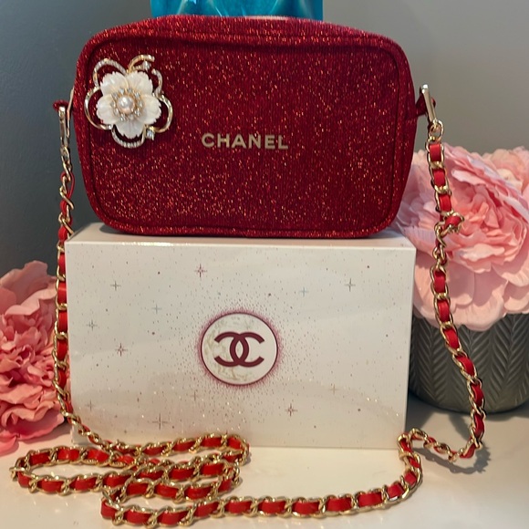 Chanel Beauty Red Cosmetic Zippered Case - New - Picture 1 of 4
